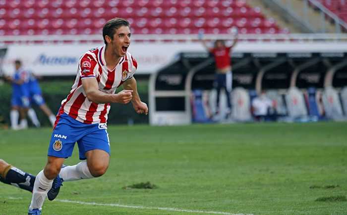 América pierde el invicto pero es líder en la Liga MX